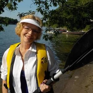 Meet your Posher, Beth